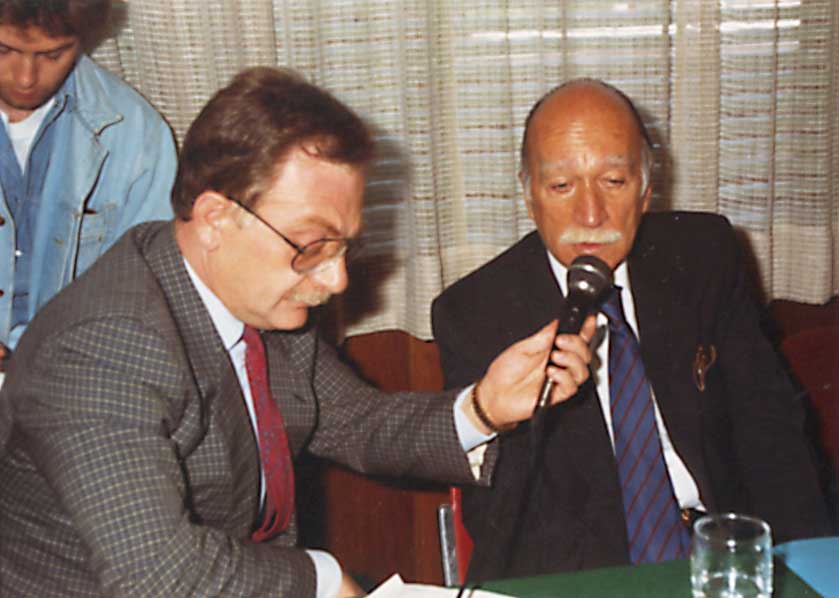 Un'intervista degli anni '80 con Giorgio Almirante, segretario del Msi