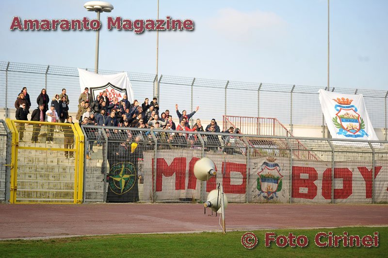 i tifosi biancorossi in trasferta ad Arezzo