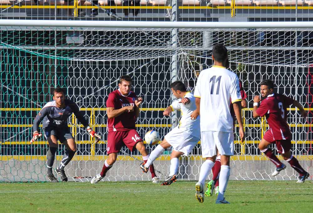 il gol segnato da Morini all'Arezzo lo scorso 2 ottobre