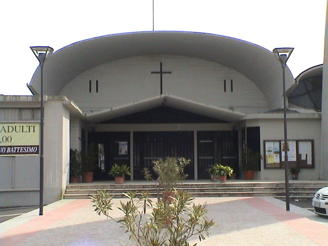 La chiesa fu consacrata nel 1966