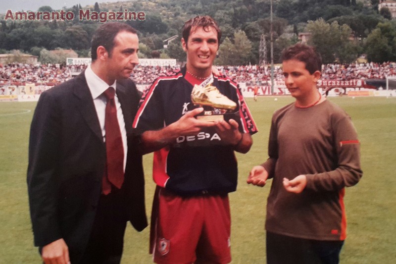 Bazzani premiato con la scarpa d'oro prima di Arezzo-Ancona del maggio 2000