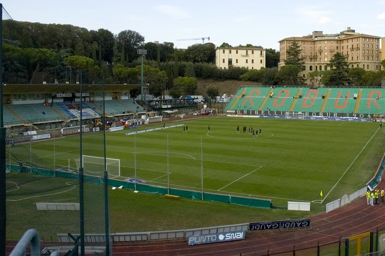 lo stadio ''Artemio Franchi'' di Siena