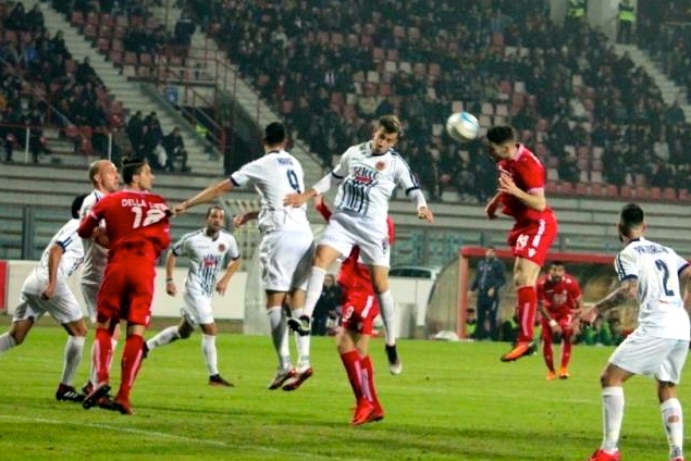 il gol di Troiani nel derby del ''Garilli'' (foto PiacenzaCalcio.it)