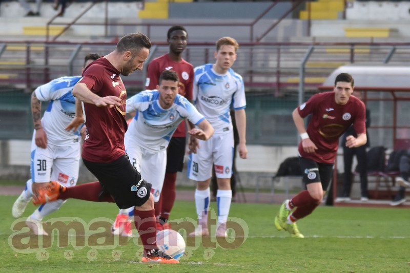 il gol di Cutolo su rigore contro il Novara nel match di campionato