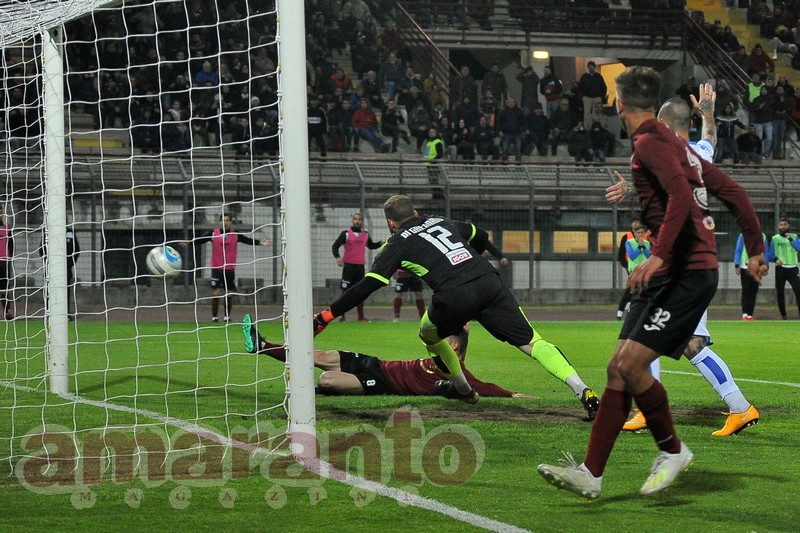 Il gol di Foglia contro il Novara nell'ultimo precedente giocato