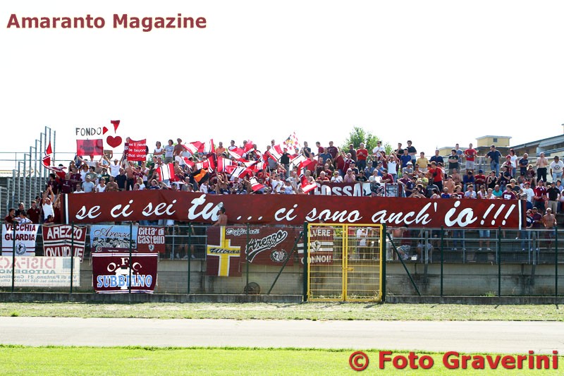 settembre 2013, tifosi amaranto a Scandicci