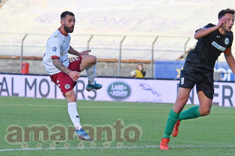 Federico Pizzutelli in gol alla prima presenza con l'Arezzo